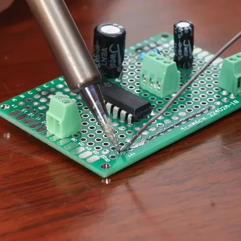 Universal PCB Circuit Protoboa - огляд і ціна Perfboard